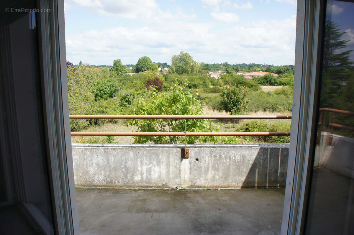 Appartement à BLAYE