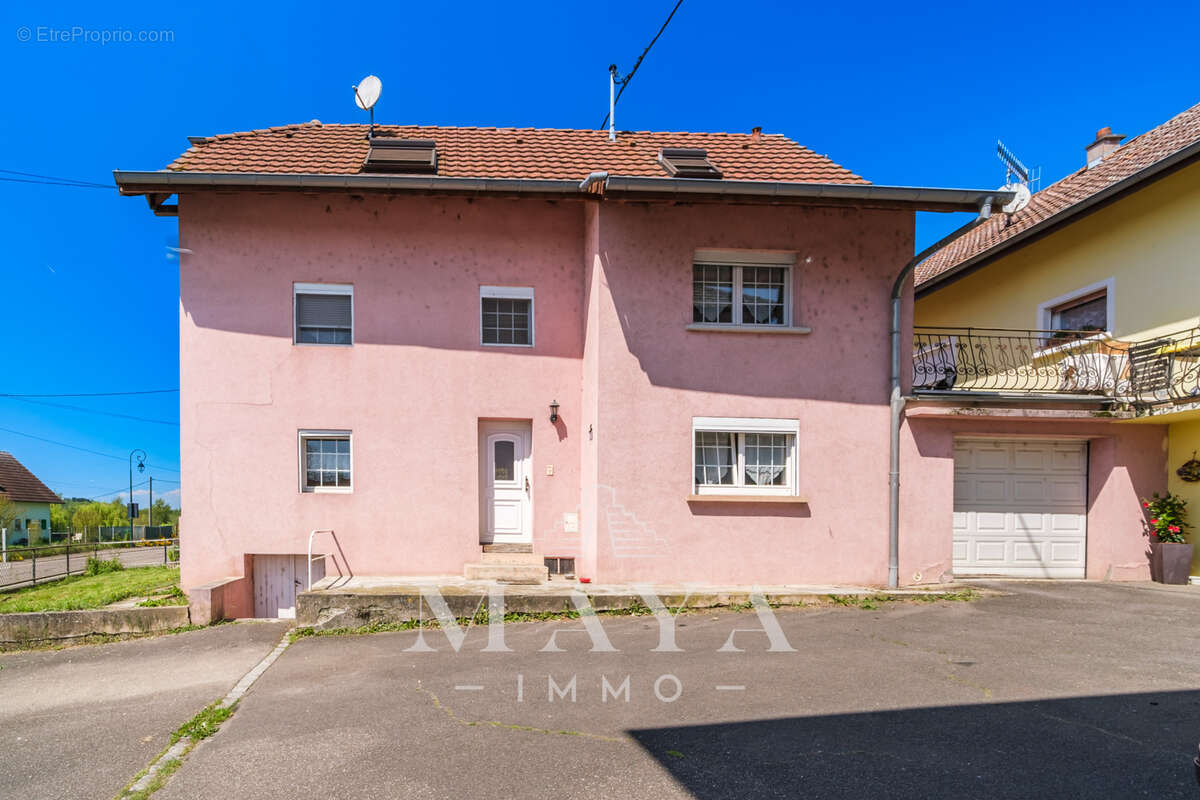 Maison à HENFLINGEN