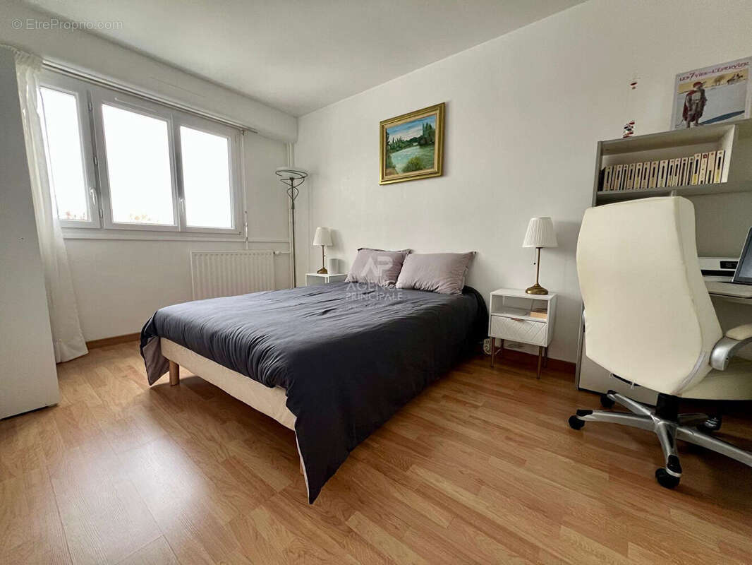 Appartement à CARRIERES-SUR-SEINE