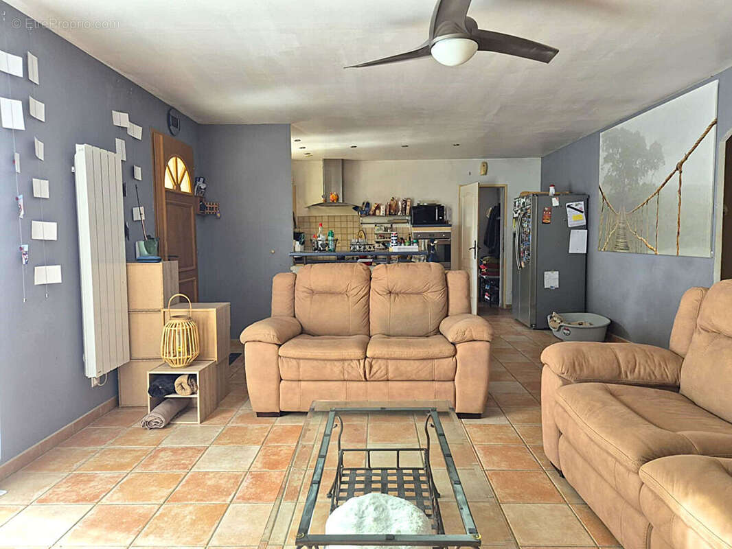 Maison à LORIOL-DU-COMTAT