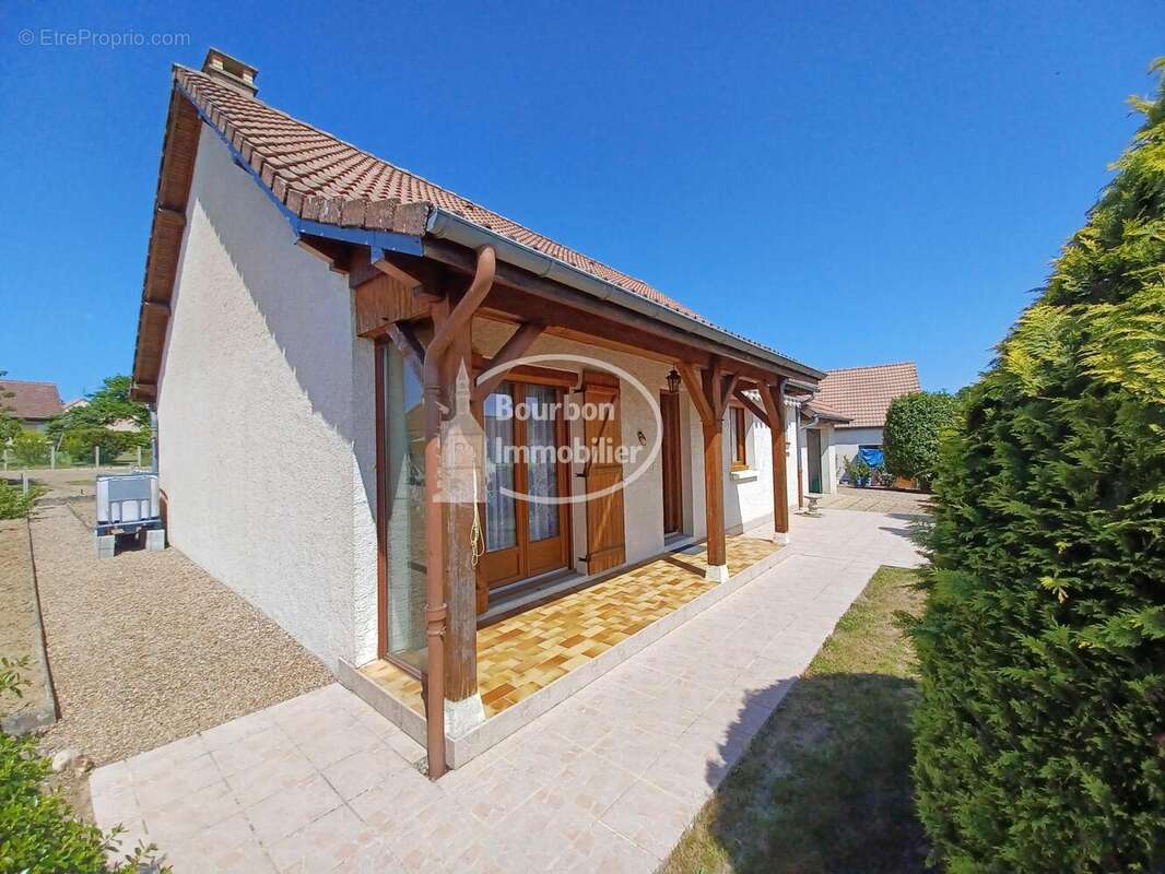 n°2 - Maison à BOURBON-LANCY