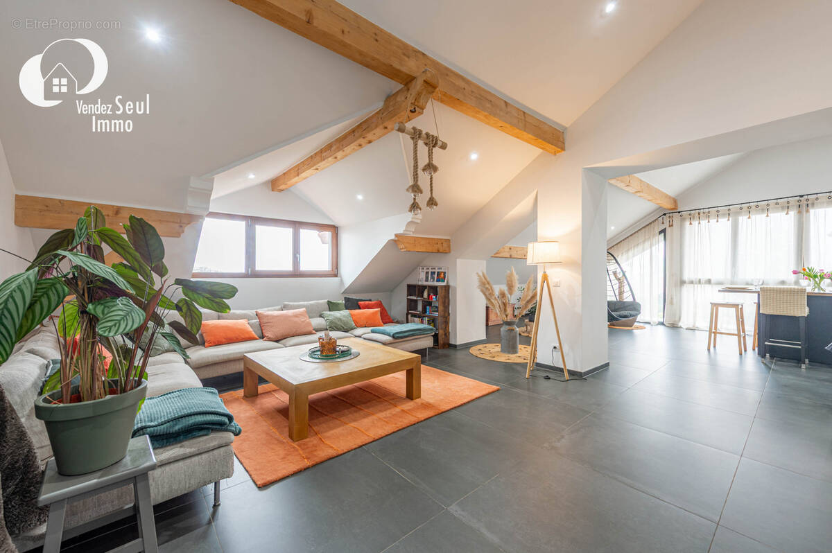 Appartement à BALLAISON