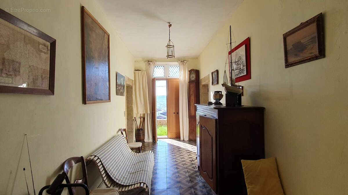 Maison à CAPDENAC-GARE