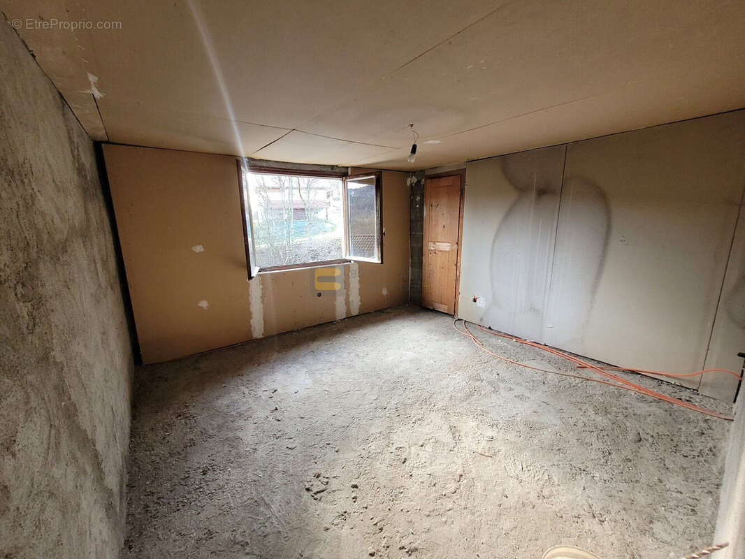 Maison à SAINT-ANDRE-DE-BOEGE