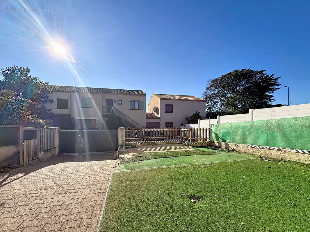 Maison à SIX-FOURS-LES-PLAGES