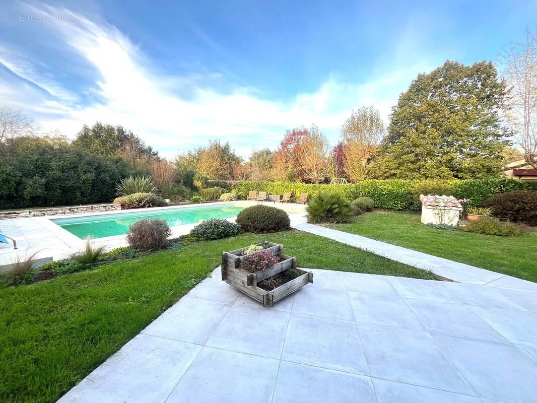 Maison à FONTENILLES