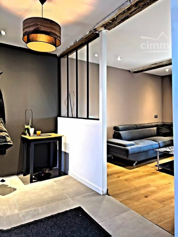 Maison à LA ROCHE-EN-BRENIL