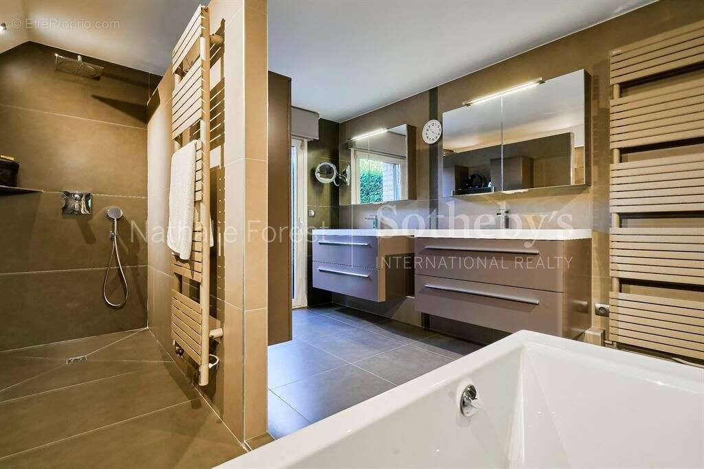 Maison à MARCQ-EN-BAROEUL