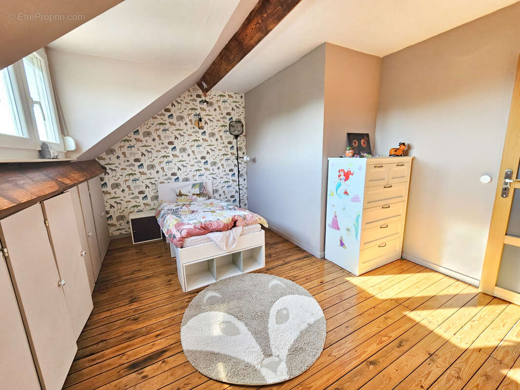 Maison familiale 1930   4 chambres   garage   jardin 250 m2 - photo 5