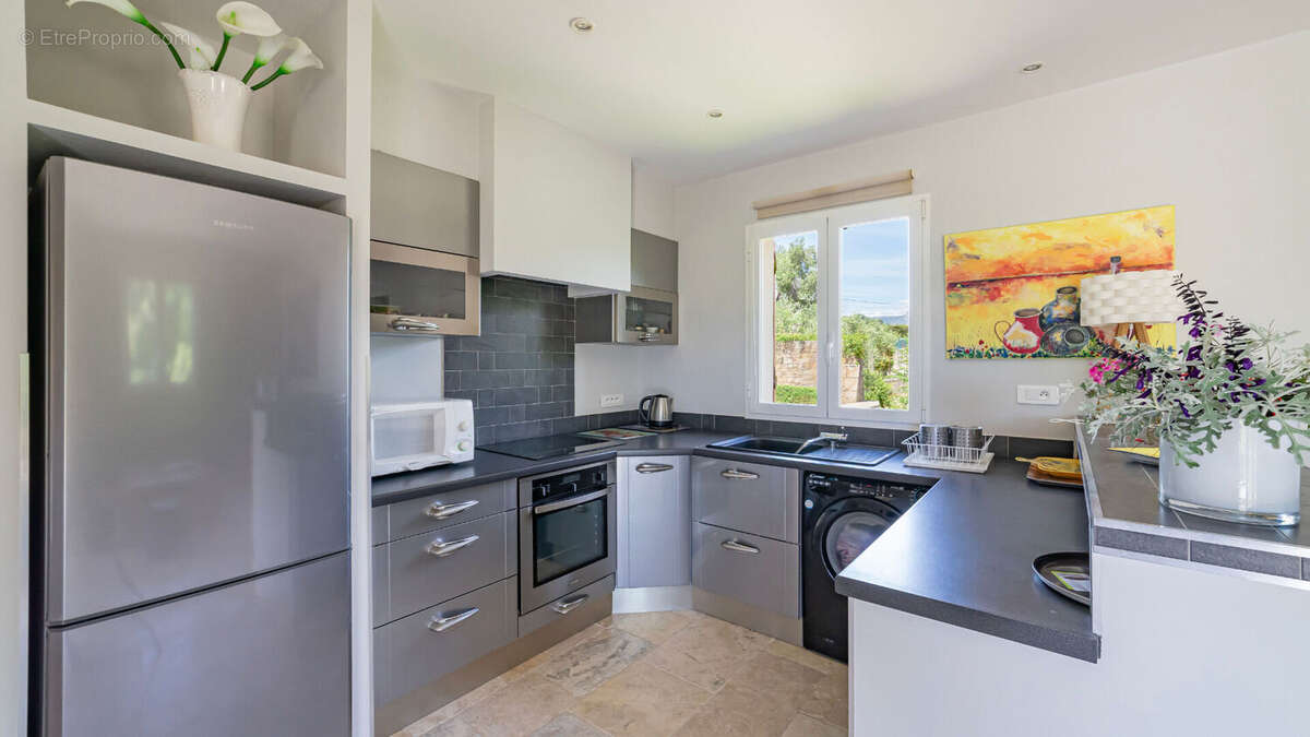 Appartement à LA GAUDE