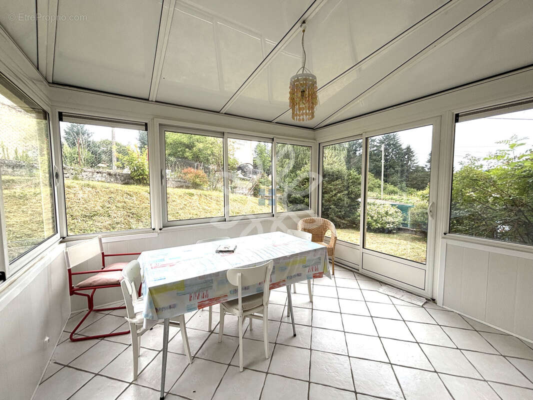 Maison de caractère à rénover   Environnement calme - photo 12