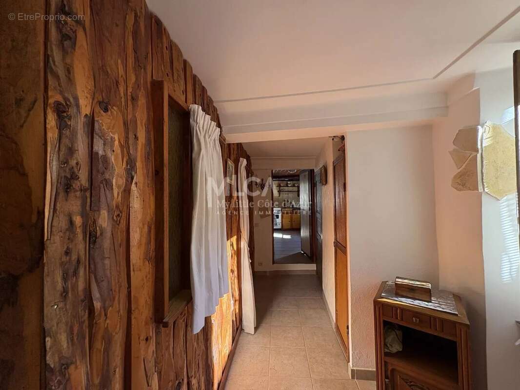 Appartement à SAINT-ETIENNE-DE-TINEE