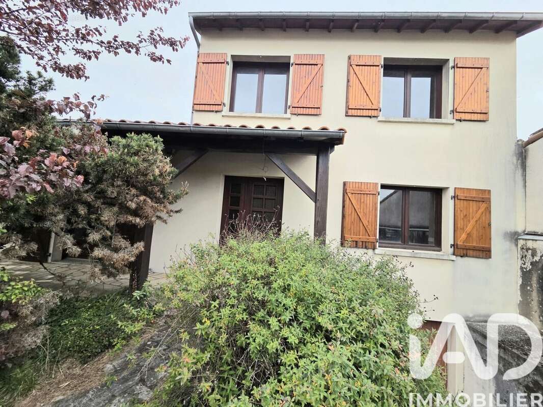 Photo 2 - Maison à POITIERS