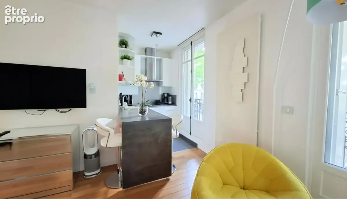 Grand studio haut de gamme 31.46 m2 Arsenal Paris IVe - photo 3