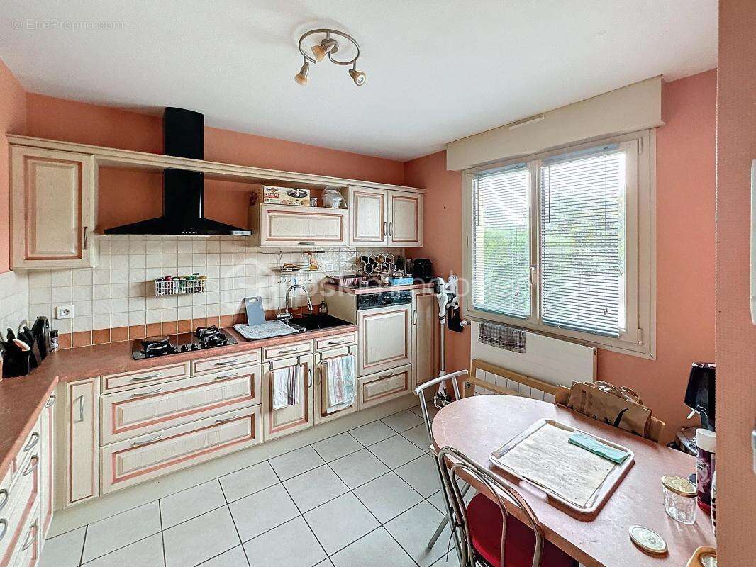 Maison au Centre d'Aubigné - Opportunité d'Investissement Exceptionnelle - photo 3