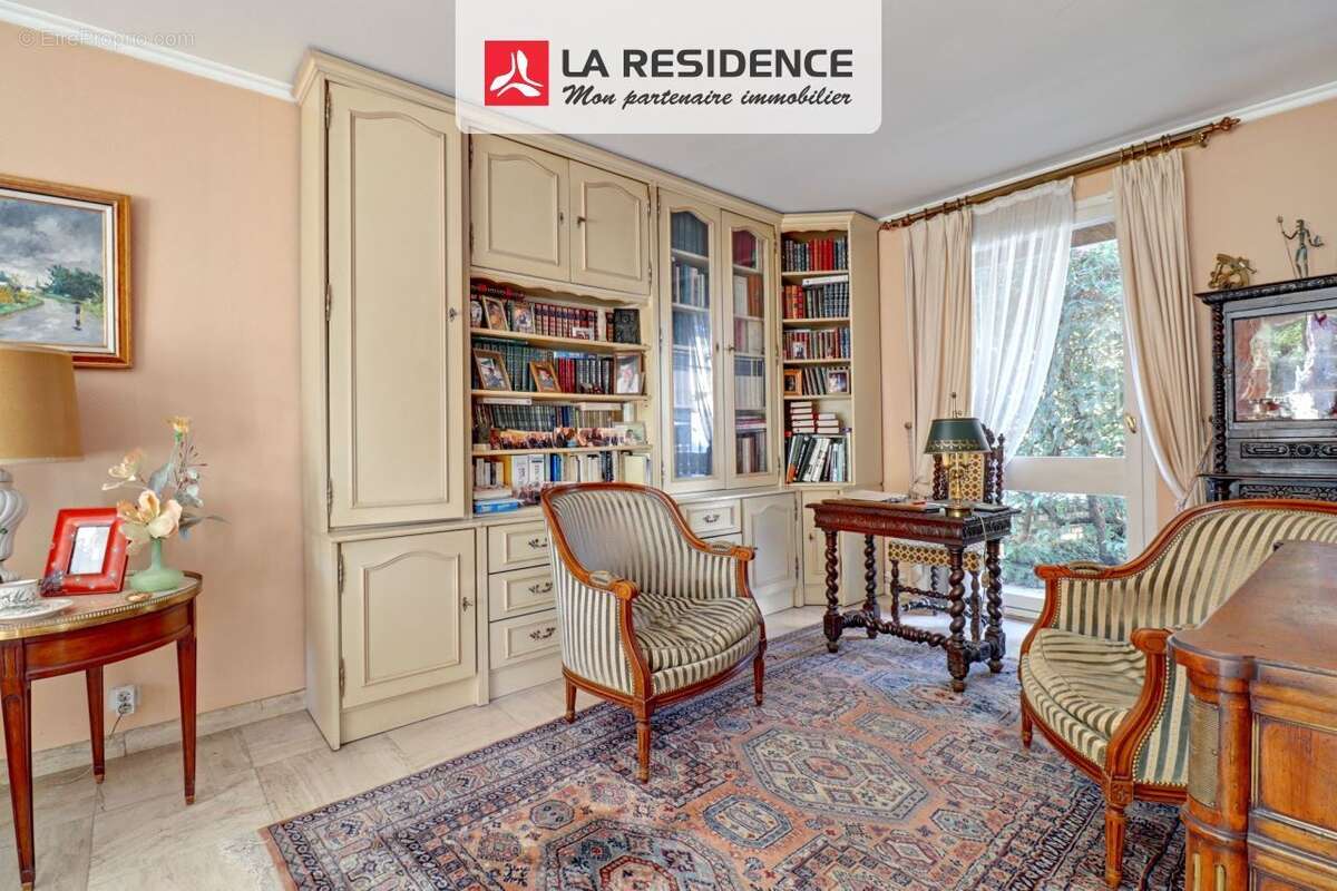 Maison à VERNEUIL-SUR-SEINE