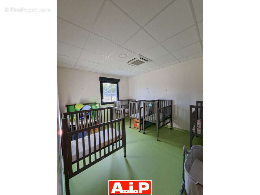 Commerce à POUZAUGES