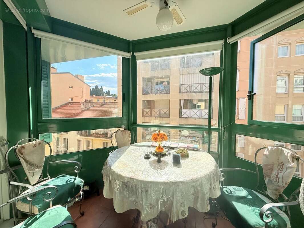 Appartement à NICE