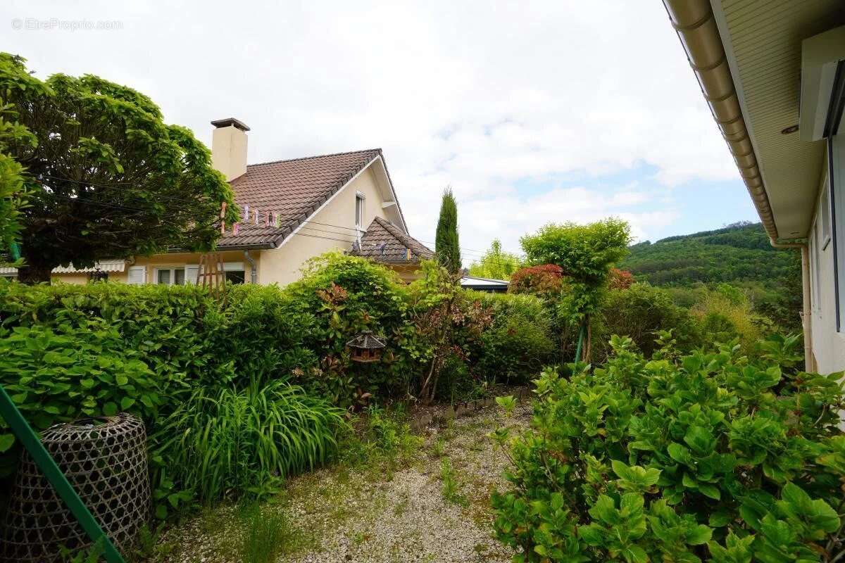 Maison à VELARS-SUR-OUCHE