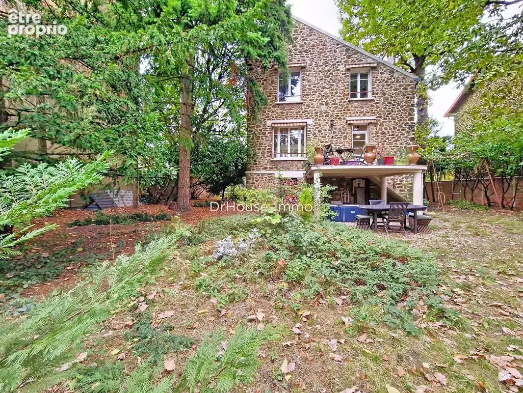 Maison à VILLEMOMBLE