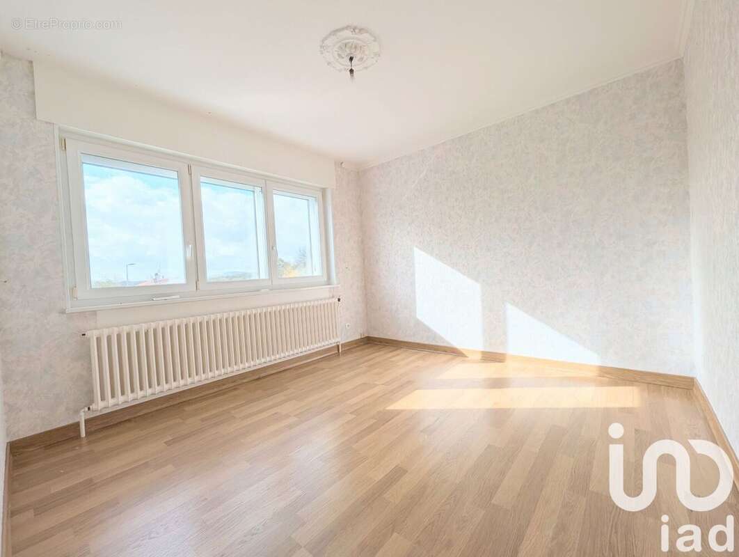 Maison 149 m² à Pouilly  - photo 9