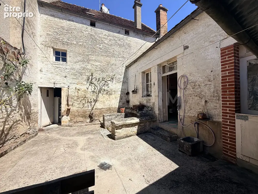 Maison à TANLAY