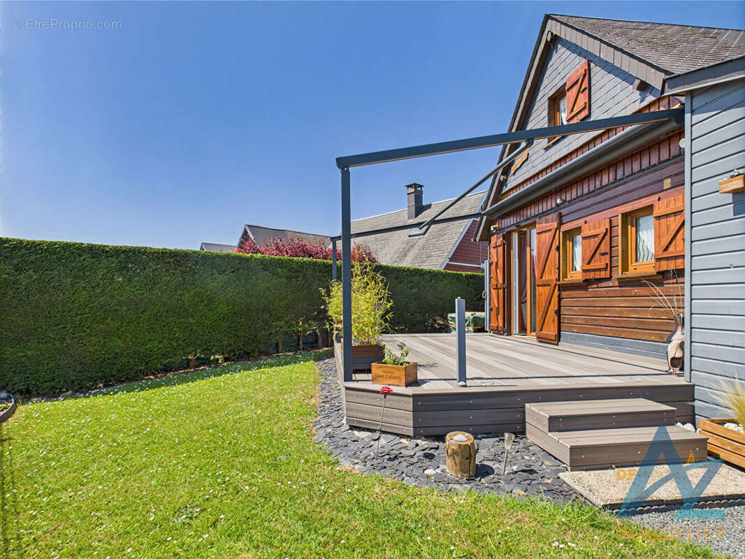 Maison à MERVILLE-FRANCEVILLE-PLAGE