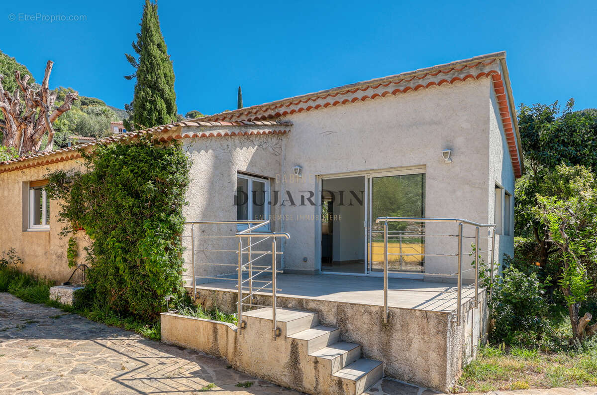 Maison à LE LAVANDOU