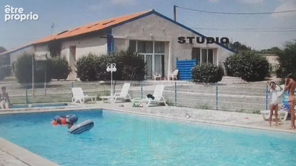 Exclusivité à 5 min de la mer, 10 min Rochefort : secteur Campagne de Soubise, Studio meublé avec terrasse privative et piscine  - photo 1