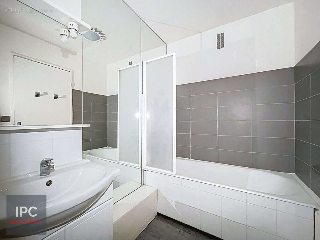 Appartement à CLICHY