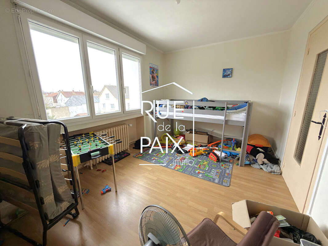 Maison à CHATELLERAULT