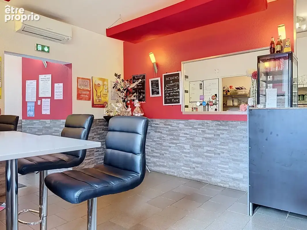 Ensemble immobilier avec restaurant de 180m2 + surface à aménager de 172m2 et annexe sur 11 ares - photo 2