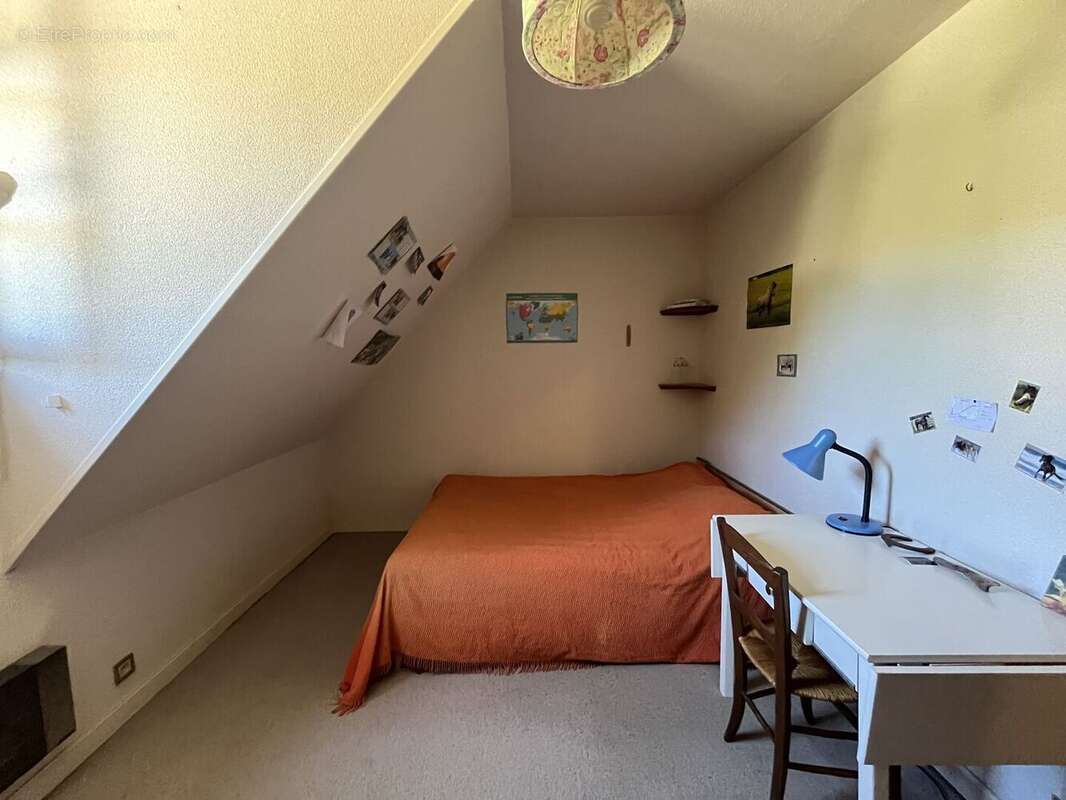 Chambre 6 - Maison à CAJARC
