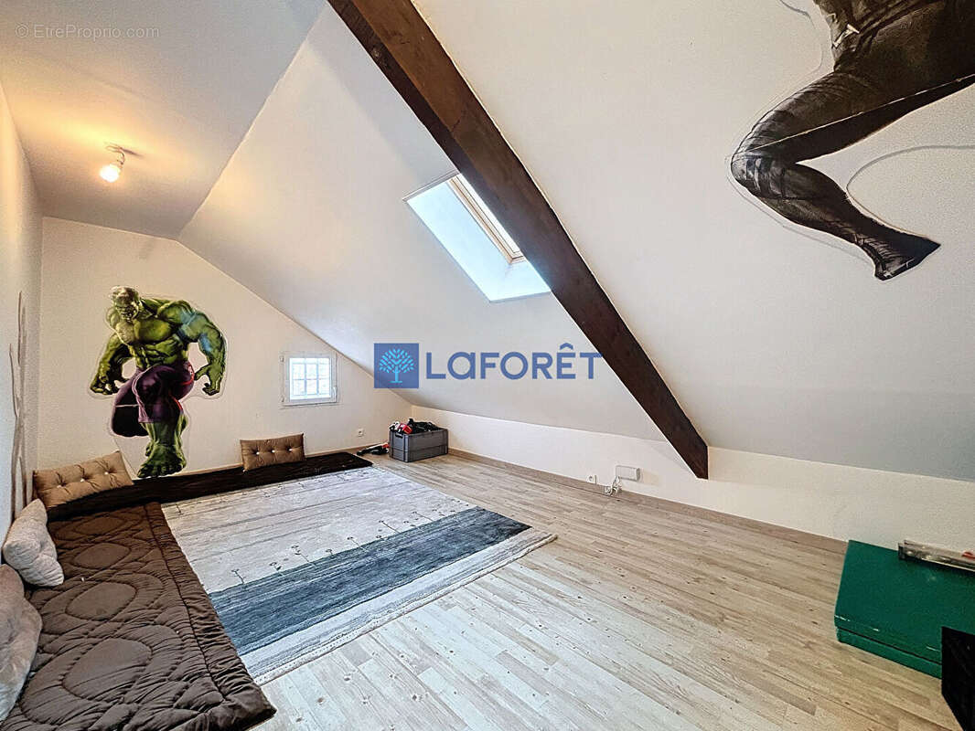 Maison à SAVIGNY-SUR-ORGE