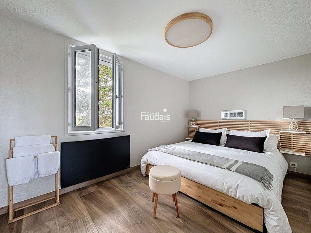 Maison 70 m² à Surville  - photo 7