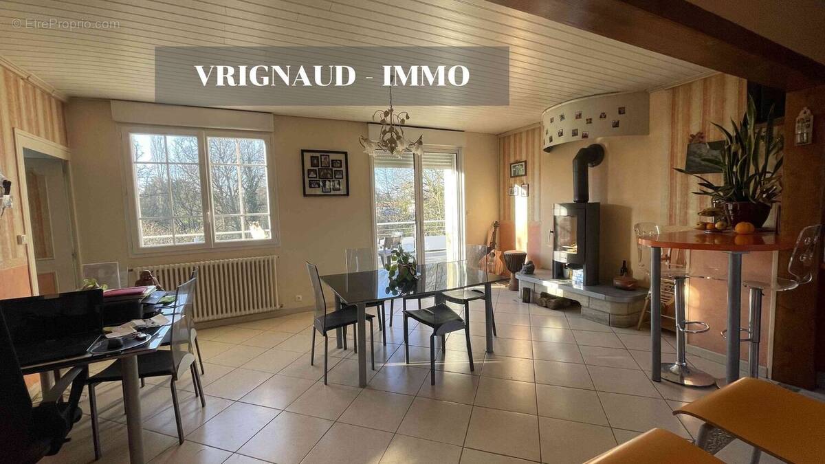 Maison à SAINT-PAUL-EN-PAREDS