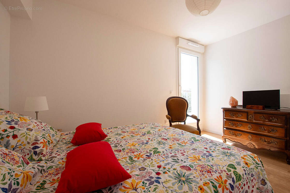 Appartement à FOURAS