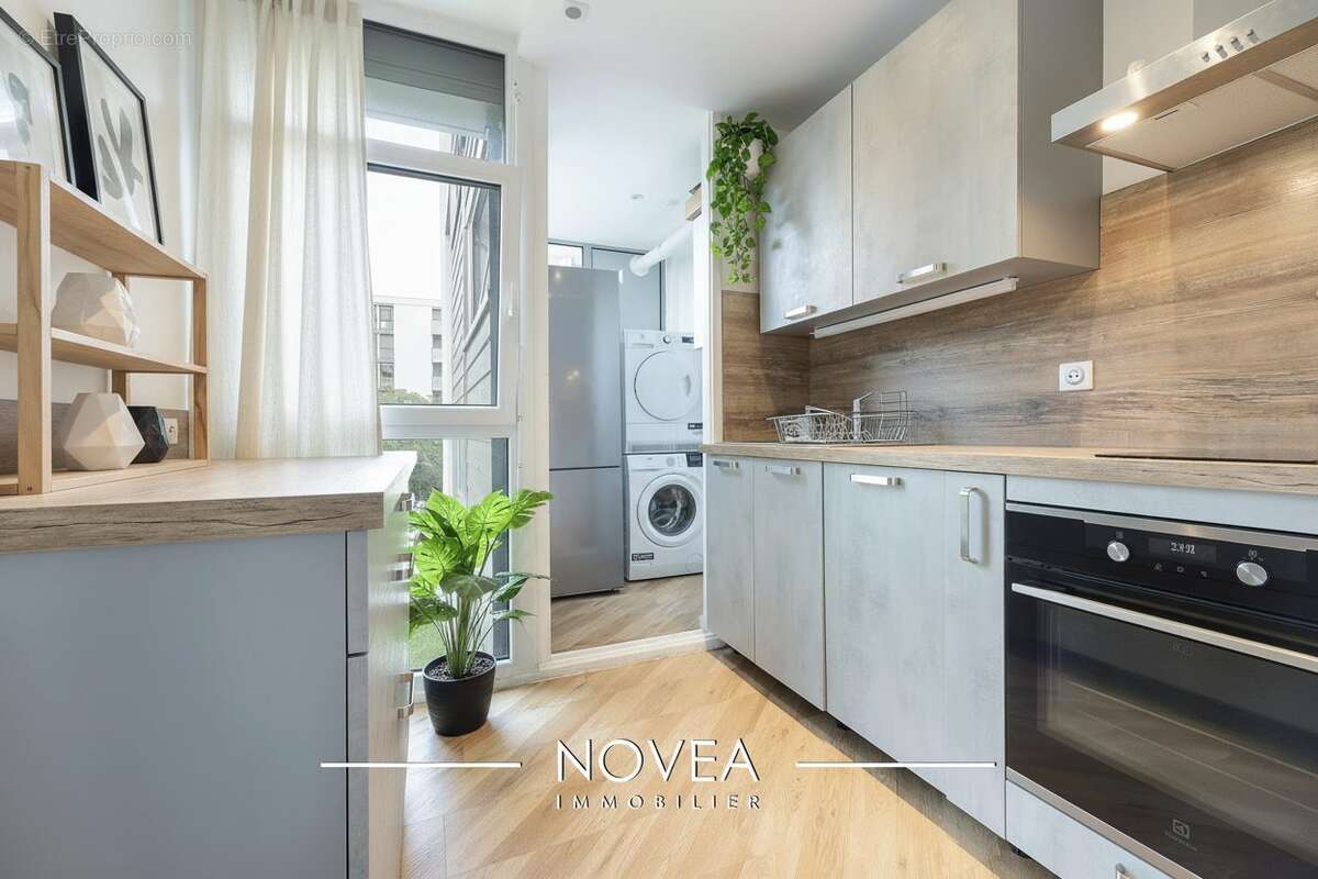 Appartement 80 m² à Oullins  - photo 4