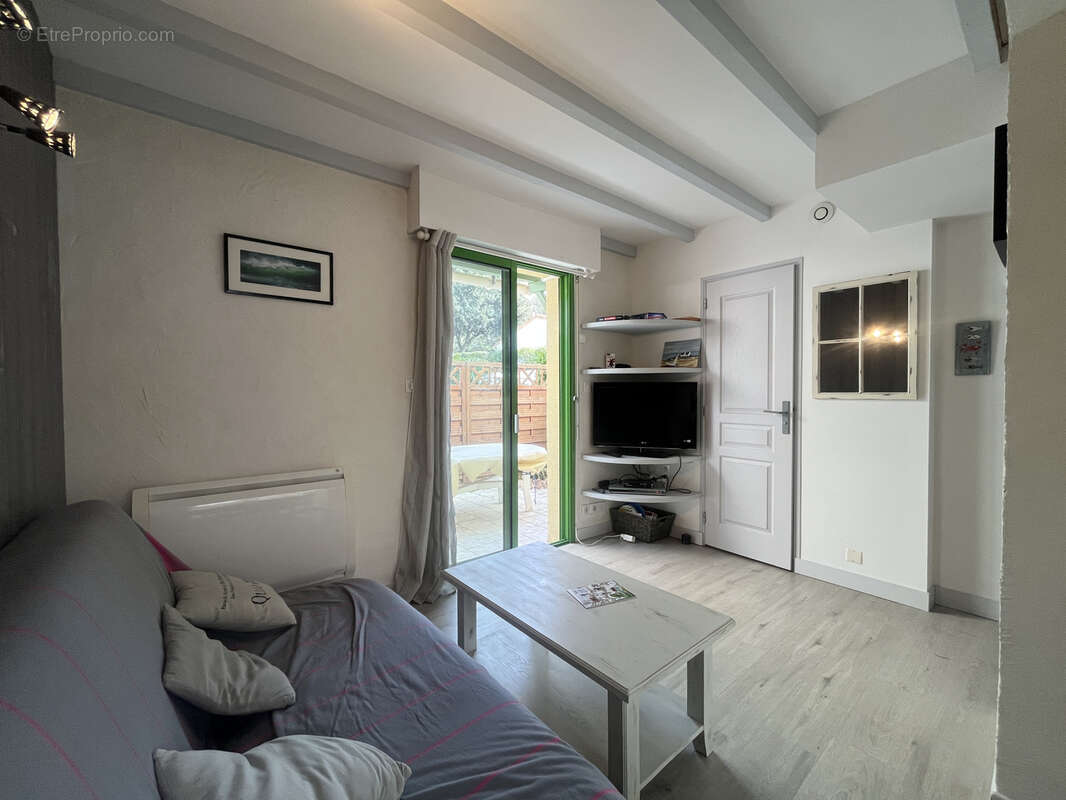 Maison à LES MATHES