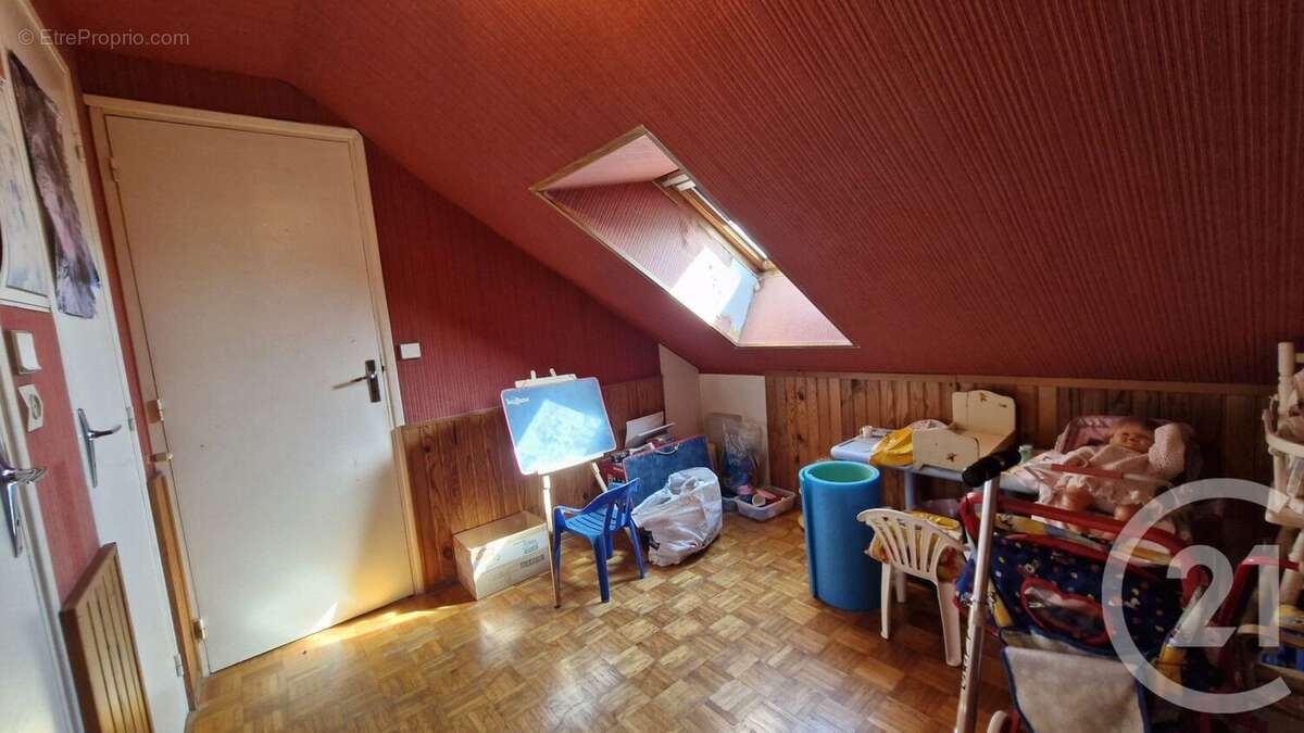 Maison à CONIE-MOLITARD