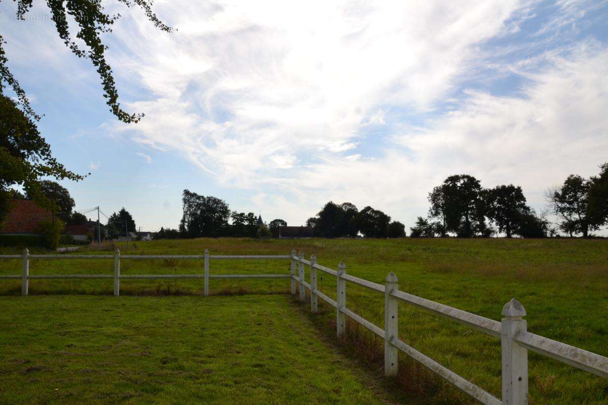 Maison à AVREMESNIL