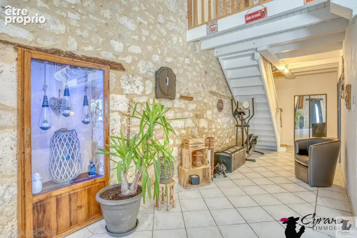 Maison en pierres RENOVEE sur 145 m2 hab, campagne - photo 7