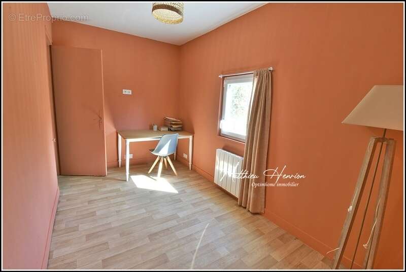 Maison à SYLVAINS-LES-MOULINS