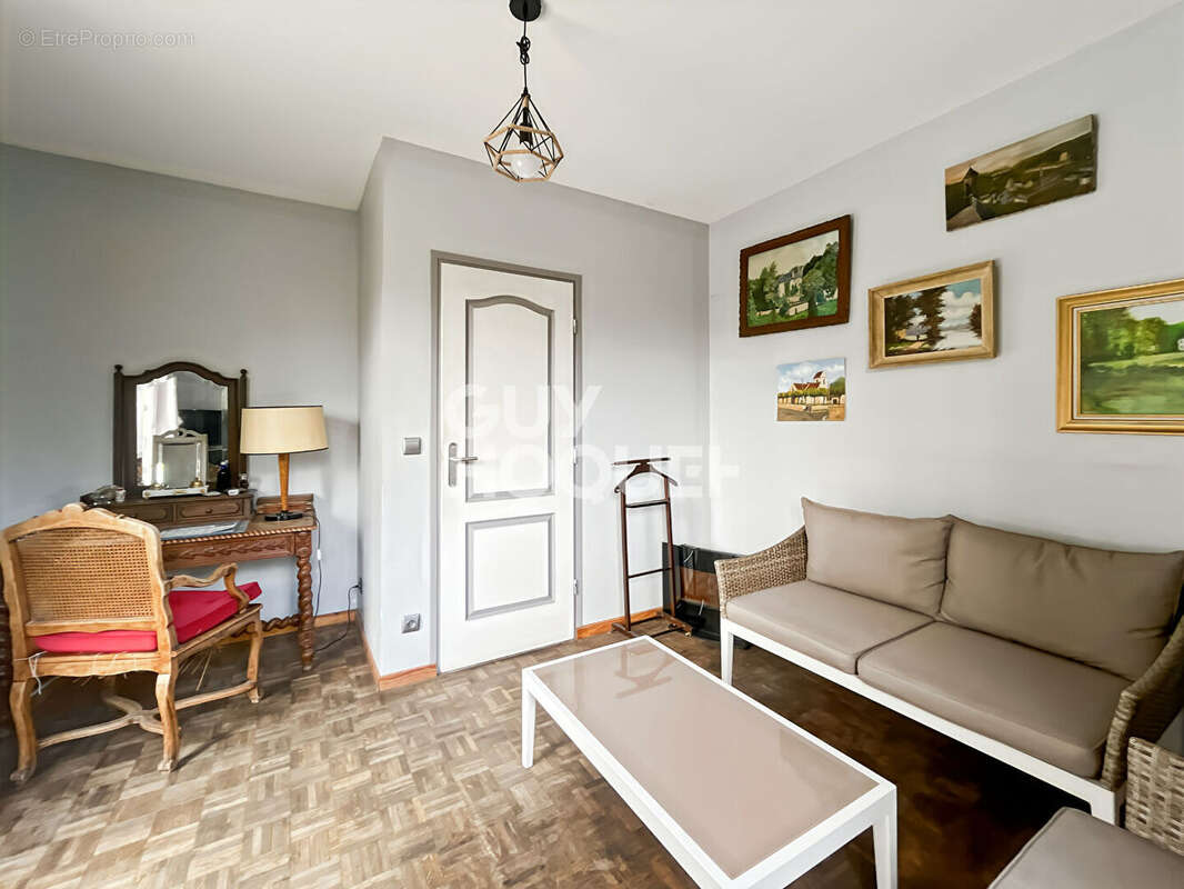 Maison à CHAUMES-EN-BRIE