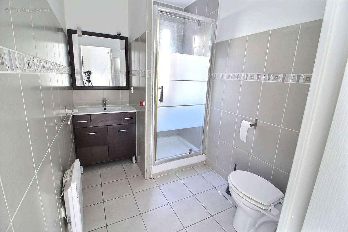 Appartement à MARSEILLE-5E