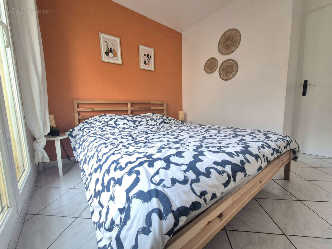 Appartement à MARSEILLE-9E