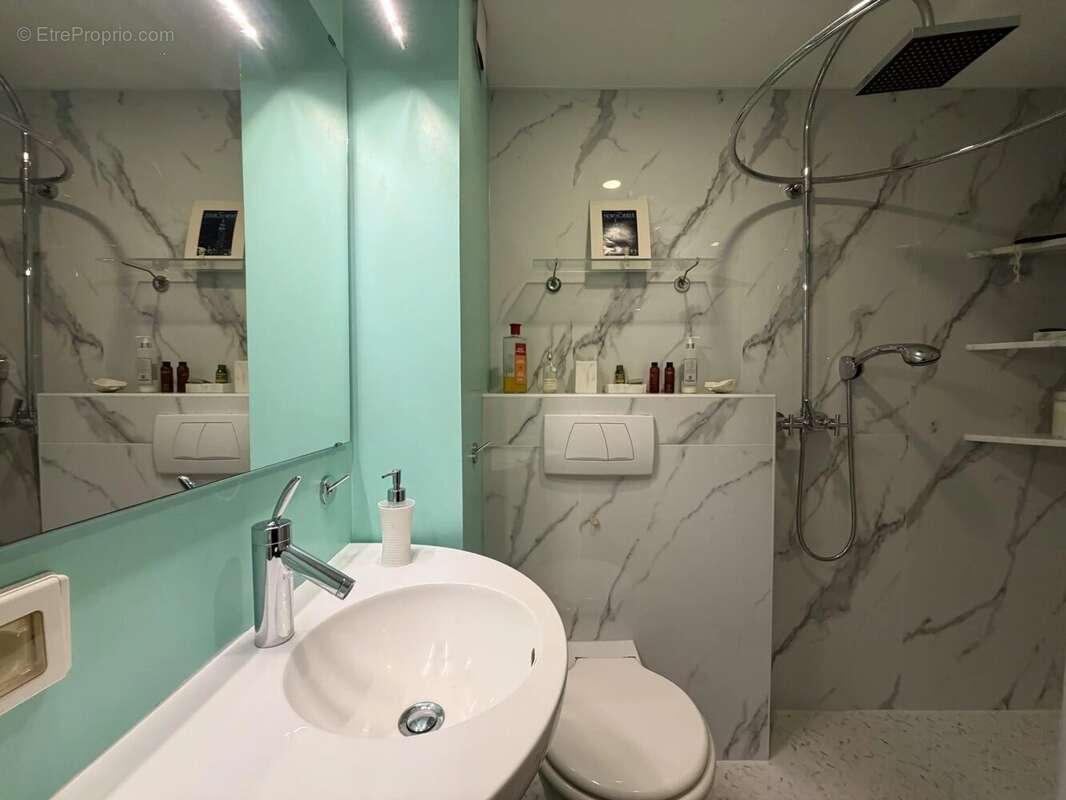 Appartement à ROQUEBRUNE-CAP-MARTIN