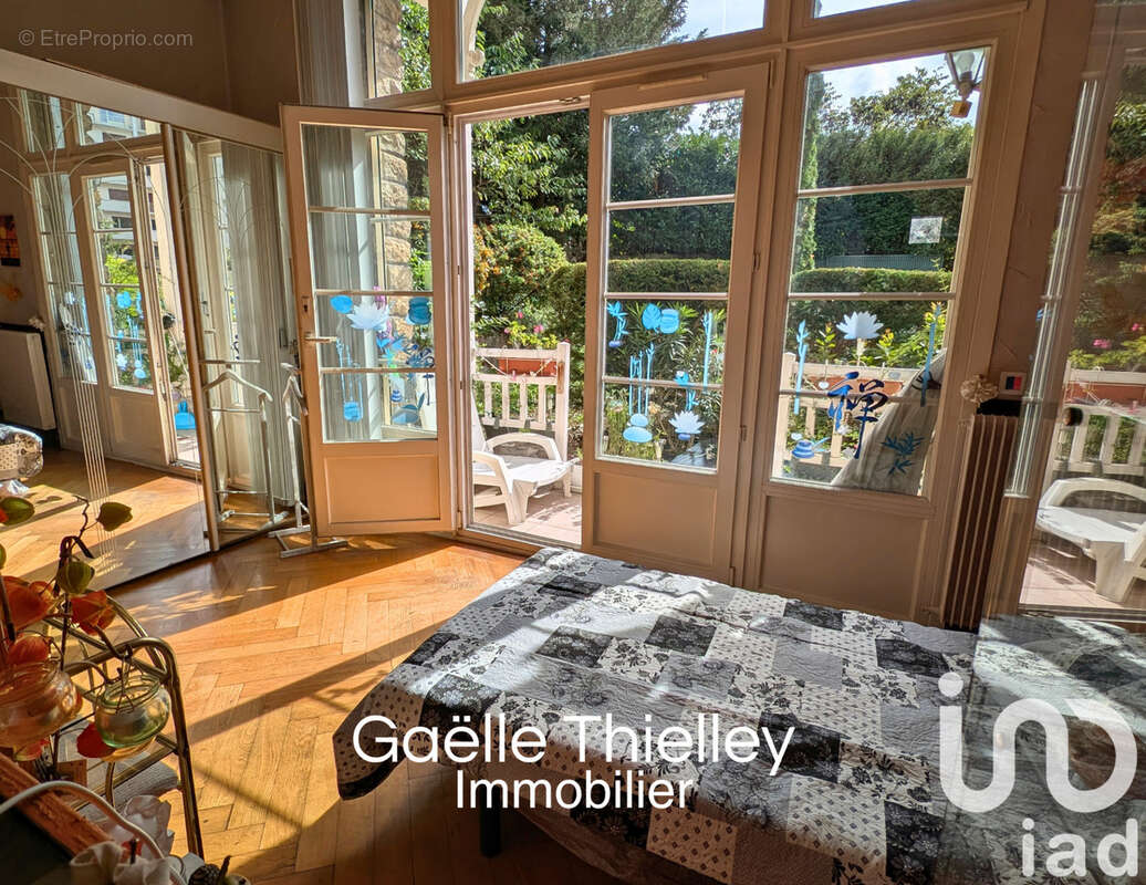 Photo 8 - Commerce à BESANCON