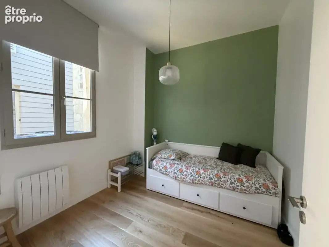 Magnifique appartement rénové avec patio en plein coeur des Chartrons à Bordeaux - 97 m2 - 3 chambres - photo 10