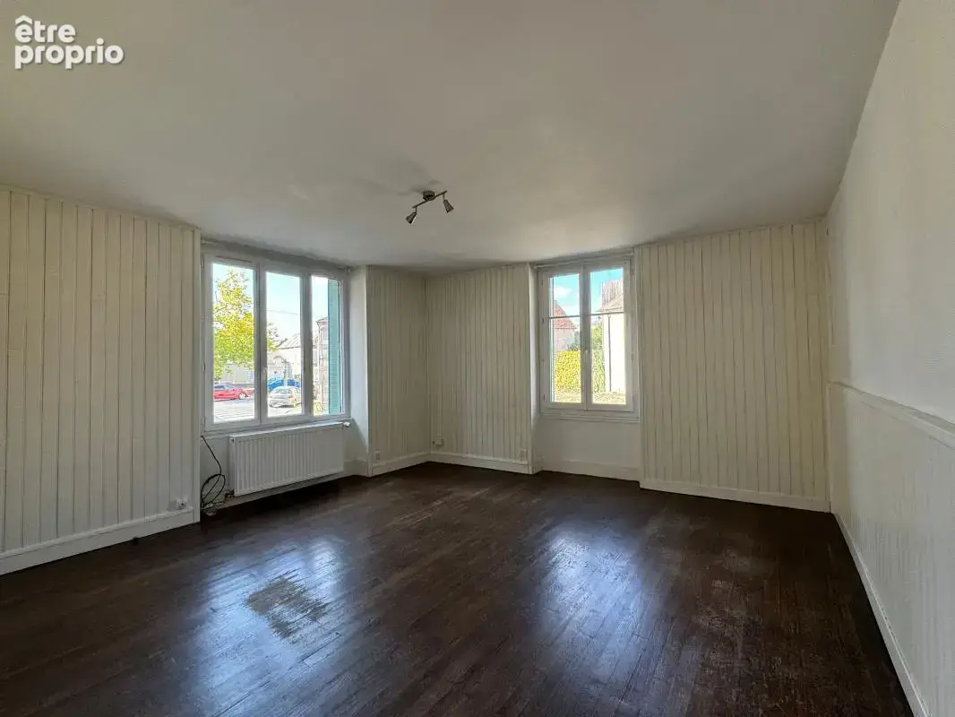 [INVESTISSEMENT / RENTABILITÉ 10 % BRUTS] Immeuble de rapport à Saint-Satur - photo 9